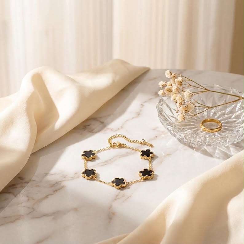 Luxury Clover Bracelet
