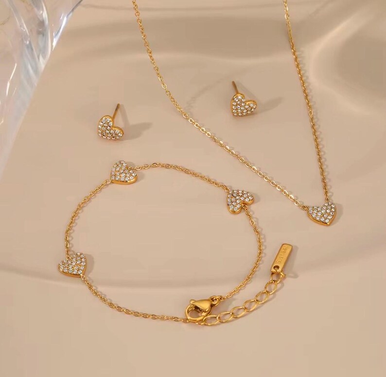 Gold Heart Jewelry Set